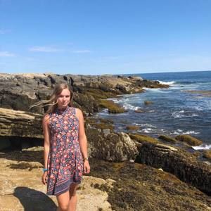 Meet your Posher, Ivy